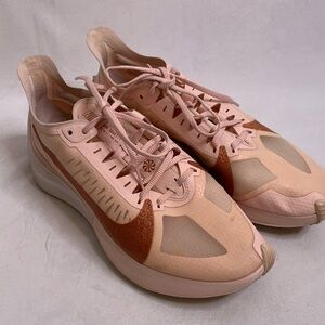 Womens nike zoom gravity shoes size 9.5 pink rose gold training running sneakers